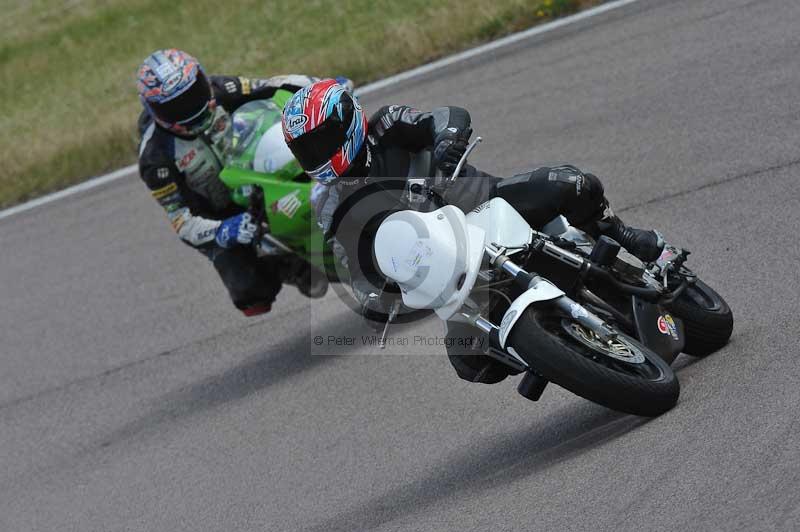 Rockingham no limits trackday;enduro digital images;event digital images;eventdigitalimages;no limits trackdays;peter wileman photography;racing digital images;rockingham raceway northamptonshire;rockingham trackday photographs;trackday digital images;trackday photos