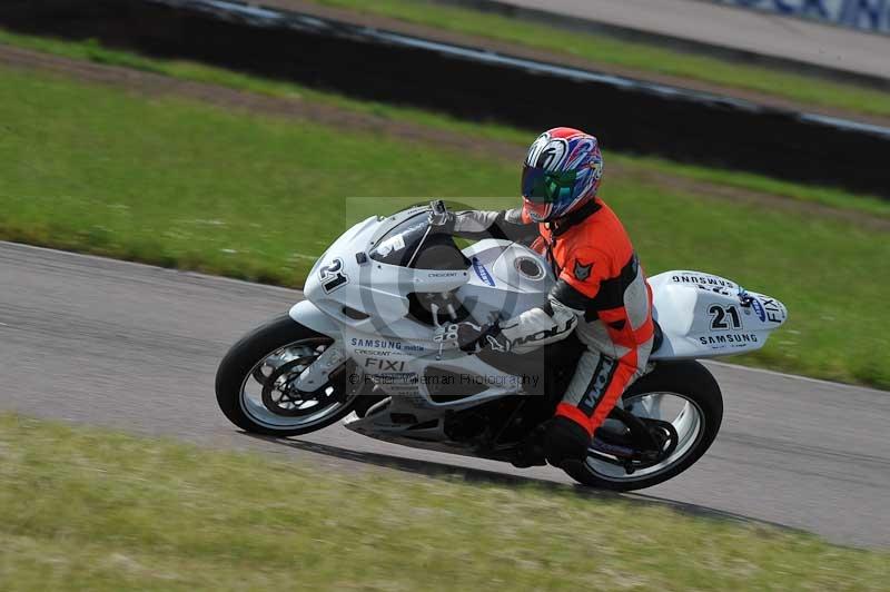 Rockingham no limits trackday;enduro digital images;event digital images;eventdigitalimages;no limits trackdays;peter wileman photography;racing digital images;rockingham raceway northamptonshire;rockingham trackday photographs;trackday digital images;trackday photos