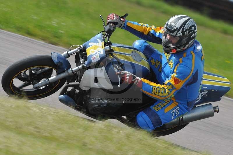 Rockingham no limits trackday;enduro digital images;event digital images;eventdigitalimages;no limits trackdays;peter wileman photography;racing digital images;rockingham raceway northamptonshire;rockingham trackday photographs;trackday digital images;trackday photos