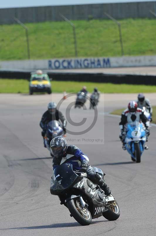 Rockingham no limits trackday;enduro digital images;event digital images;eventdigitalimages;no limits trackdays;peter wileman photography;racing digital images;rockingham raceway northamptonshire;rockingham trackday photographs;trackday digital images;trackday photos
