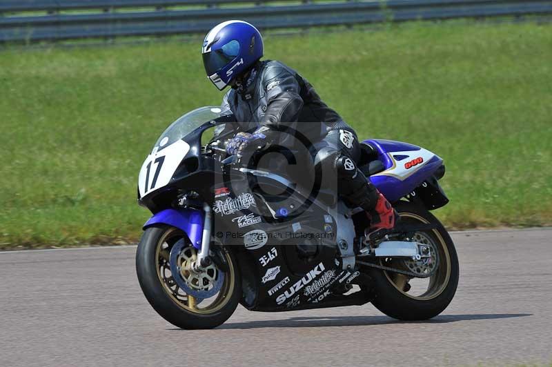 Rockingham no limits trackday;enduro digital images;event digital images;eventdigitalimages;no limits trackdays;peter wileman photography;racing digital images;rockingham raceway northamptonshire;rockingham trackday photographs;trackday digital images;trackday photos