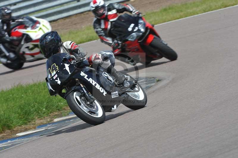 Rockingham no limits trackday;enduro digital images;event digital images;eventdigitalimages;no limits trackdays;peter wileman photography;racing digital images;rockingham raceway northamptonshire;rockingham trackday photographs;trackday digital images;trackday photos