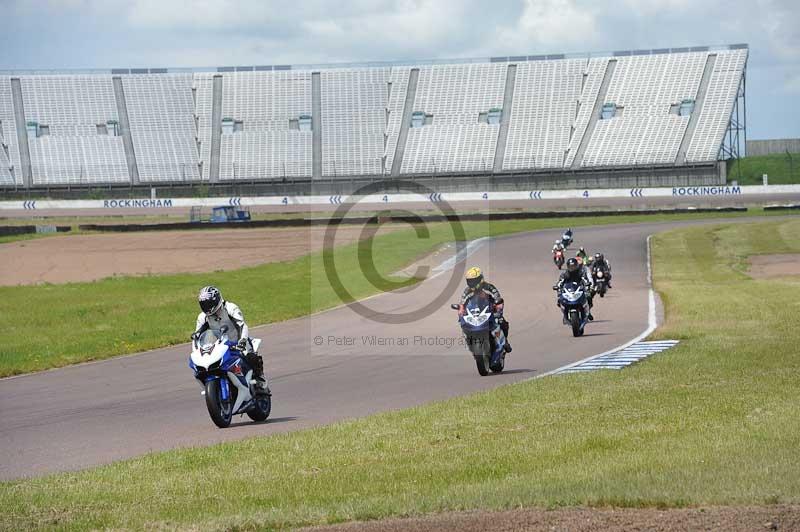 Rockingham no limits trackday;enduro digital images;event digital images;eventdigitalimages;no limits trackdays;peter wileman photography;racing digital images;rockingham raceway northamptonshire;rockingham trackday photographs;trackday digital images;trackday photos