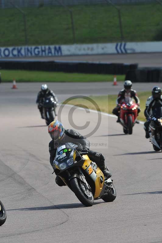 Rockingham no limits trackday;enduro digital images;event digital images;eventdigitalimages;no limits trackdays;peter wileman photography;racing digital images;rockingham raceway northamptonshire;rockingham trackday photographs;trackday digital images;trackday photos