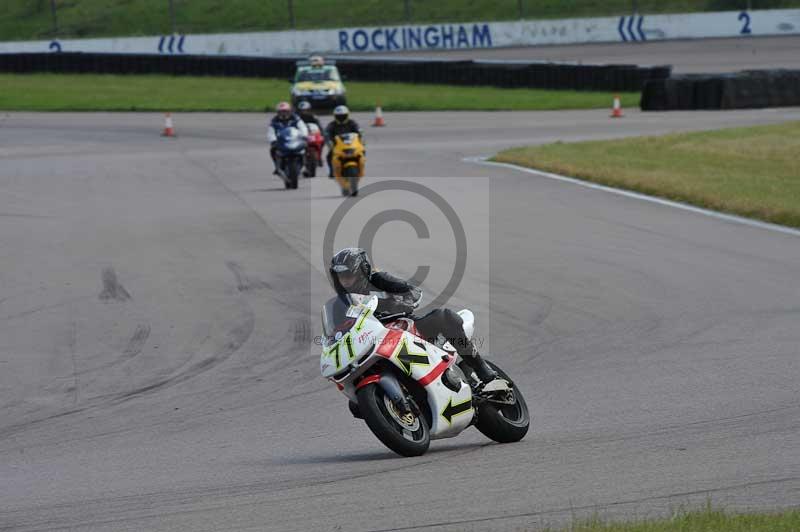 Rockingham no limits trackday;enduro digital images;event digital images;eventdigitalimages;no limits trackdays;peter wileman photography;racing digital images;rockingham raceway northamptonshire;rockingham trackday photographs;trackday digital images;trackday photos