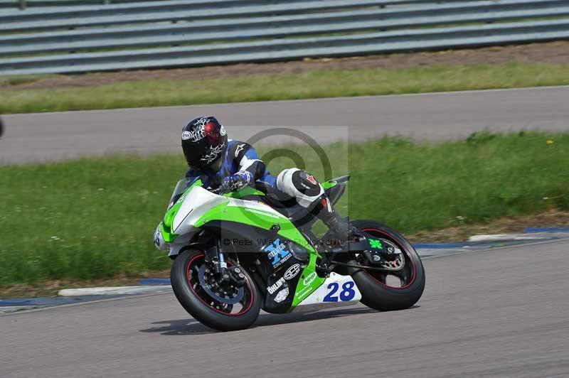 Rockingham no limits trackday;enduro digital images;event digital images;eventdigitalimages;no limits trackdays;peter wileman photography;racing digital images;rockingham raceway northamptonshire;rockingham trackday photographs;trackday digital images;trackday photos