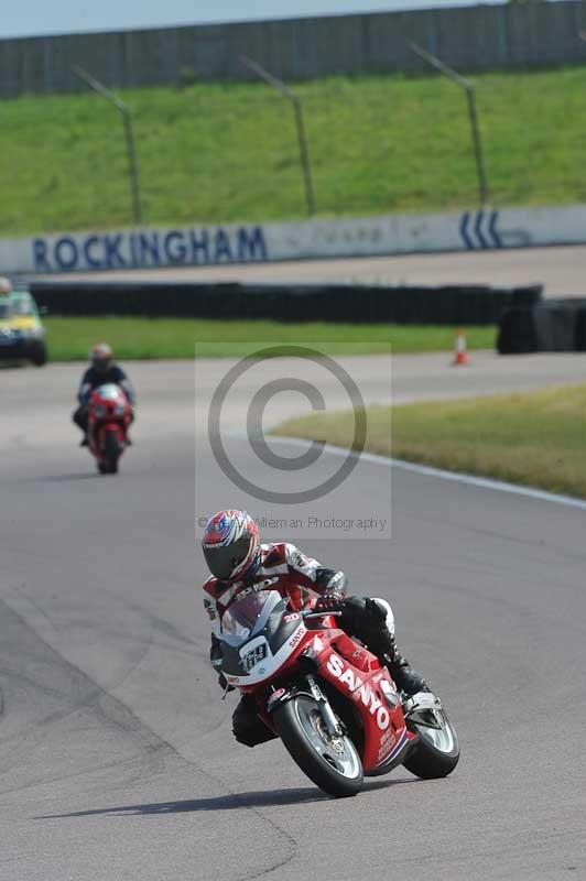 Rockingham no limits trackday;enduro digital images;event digital images;eventdigitalimages;no limits trackdays;peter wileman photography;racing digital images;rockingham raceway northamptonshire;rockingham trackday photographs;trackday digital images;trackday photos
