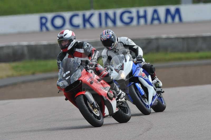 Rockingham no limits trackday;enduro digital images;event digital images;eventdigitalimages;no limits trackdays;peter wileman photography;racing digital images;rockingham raceway northamptonshire;rockingham trackday photographs;trackday digital images;trackday photos