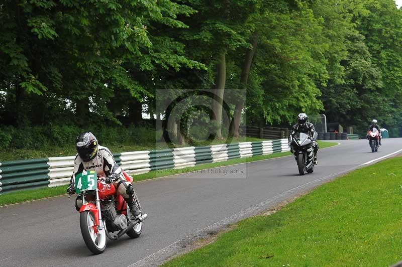 cadwell no limits trackday;cadwell park;cadwell park photographs;cadwell trackday photographs;enduro digital images;event digital images;eventdigitalimages;no limits trackdays;peter wileman photography;racing digital images;trackday digital images;trackday photos