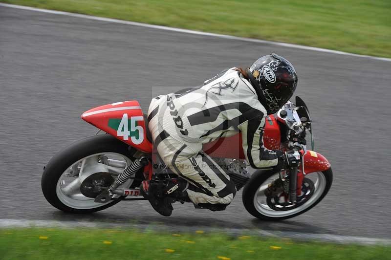 cadwell no limits trackday;cadwell park;cadwell park photographs;cadwell trackday photographs;enduro digital images;event digital images;eventdigitalimages;no limits trackdays;peter wileman photography;racing digital images;trackday digital images;trackday photos