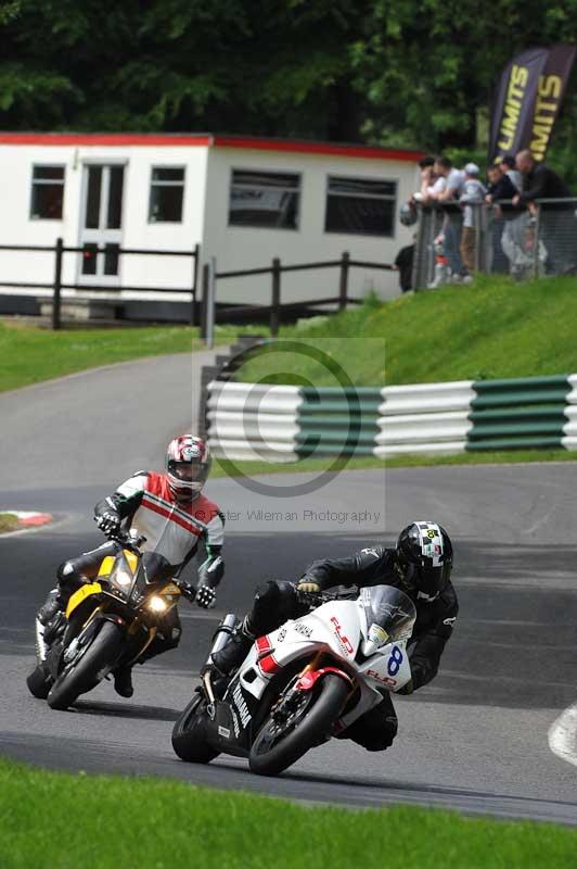 cadwell no limits trackday;cadwell park;cadwell park photographs;cadwell trackday photographs;enduro digital images;event digital images;eventdigitalimages;no limits trackdays;peter wileman photography;racing digital images;trackday digital images;trackday photos