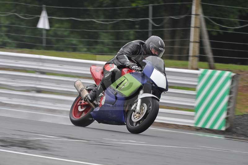 enduro digital images;event digital images;eventdigitalimages;no limits trackdays;oulton no limits trackday;oulton park cheshire;oulton trackday photographs;peter wileman photography;racing digital images;trackday digital images;trackday photos