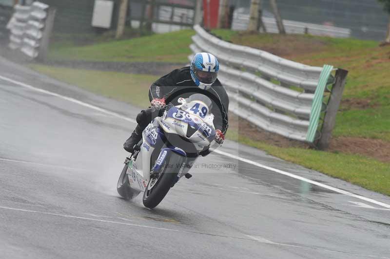 enduro digital images;event digital images;eventdigitalimages;no limits trackdays;oulton no limits trackday;oulton park cheshire;oulton trackday photographs;peter wileman photography;racing digital images;trackday digital images;trackday photos