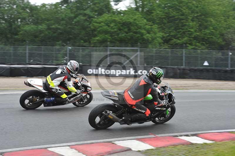 enduro digital images;event digital images;eventdigitalimages;no limits trackdays;oulton no limits trackday;oulton park cheshire;oulton trackday photographs;peter wileman photography;racing digital images;trackday digital images;trackday photos