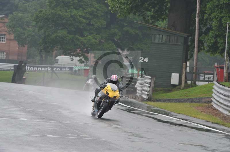 enduro digital images;event digital images;eventdigitalimages;no limits trackdays;oulton no limits trackday;oulton park cheshire;oulton trackday photographs;peter wileman photography;racing digital images;trackday digital images;trackday photos