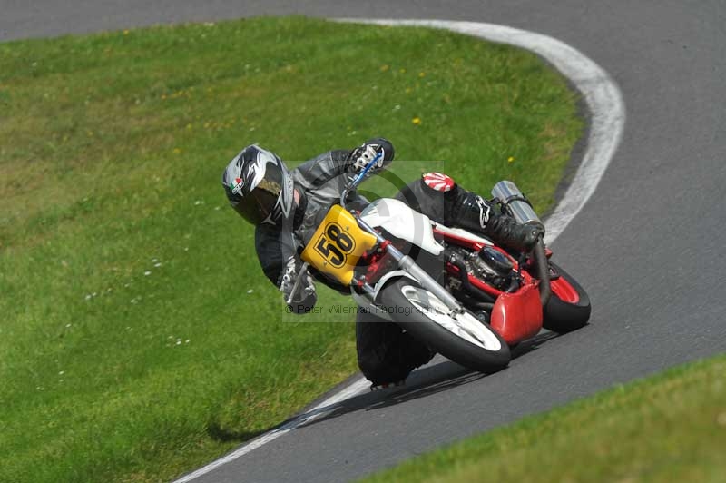 cadwell no limits trackday;cadwell park;cadwell park photographs;cadwell trackday photographs;enduro digital images;event digital images;eventdigitalimages;no limits trackdays;peter wileman photography;racing digital images;trackday digital images;trackday photos