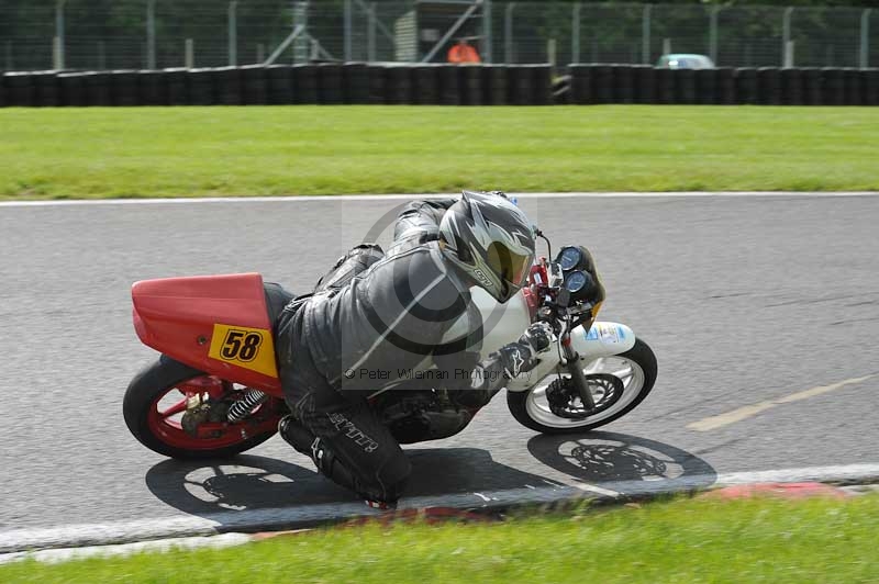 cadwell no limits trackday;cadwell park;cadwell park photographs;cadwell trackday photographs;enduro digital images;event digital images;eventdigitalimages;no limits trackdays;peter wileman photography;racing digital images;trackday digital images;trackday photos