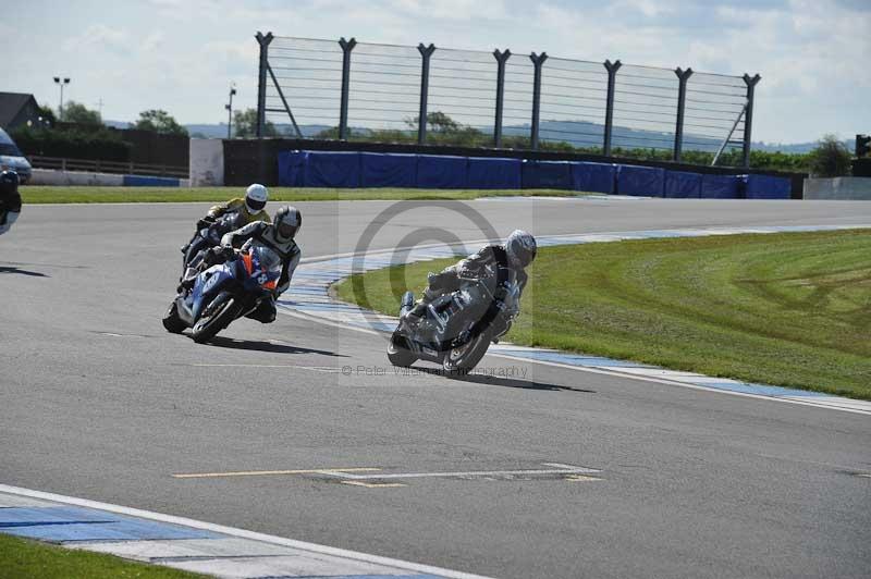 Motorcycle action photographs;donington;donington park leicestershire;donington photographs;event digital images;eventdigitalimages;no limits trackday;peter wileman photography;trackday;trackday digital images;trackday photos