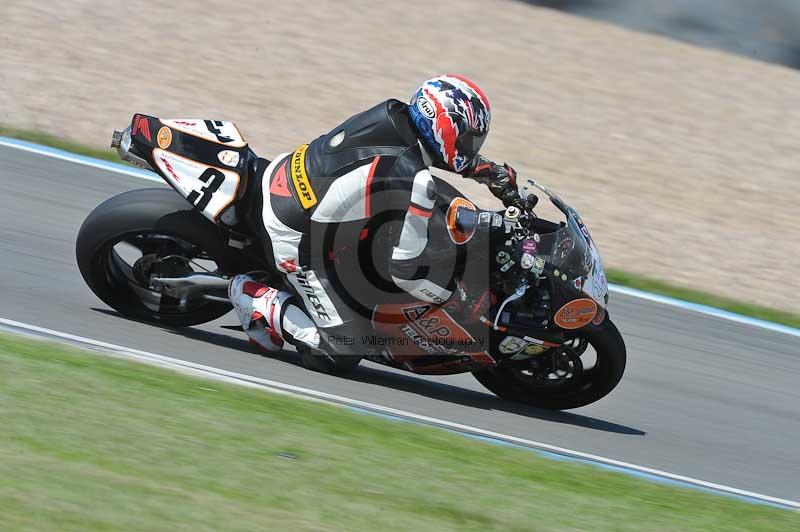 Motorcycle action photographs;donington;donington park leicestershire;donington photographs;event digital images;eventdigitalimages;no limits trackday;peter wileman photography;trackday;trackday digital images;trackday photos