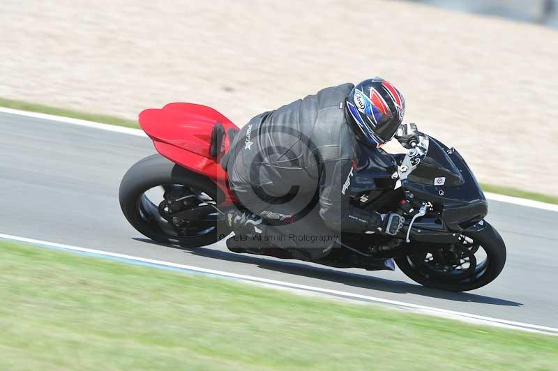 Motorcycle action photographs;donington;donington park leicestershire;donington photographs;event digital images;eventdigitalimages;no limits trackday;peter wileman photography;trackday;trackday digital images;trackday photos