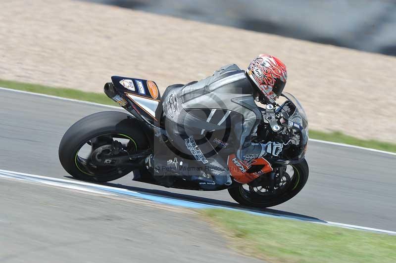 Motorcycle action photographs;donington;donington park leicestershire;donington photographs;event digital images;eventdigitalimages;no limits trackday;peter wileman photography;trackday;trackday digital images;trackday photos