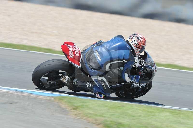 Motorcycle action photographs;donington;donington park leicestershire;donington photographs;event digital images;eventdigitalimages;no limits trackday;peter wileman photography;trackday;trackday digital images;trackday photos