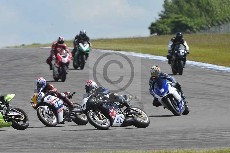 Motorcycle action photographs;donington;donington park leicestershire;donington photographs;event digital images;eventdigitalimages;no limits trackday;peter wileman photography;trackday;trackday digital images;trackday photos