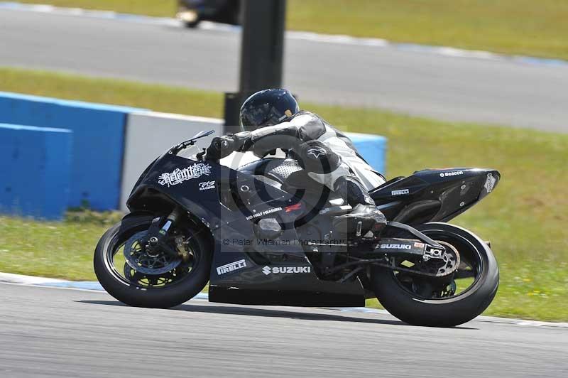 Motorcycle action photographs;donington;donington park leicestershire;donington photographs;event digital images;eventdigitalimages;no limits trackday;peter wileman photography;trackday;trackday digital images;trackday photos