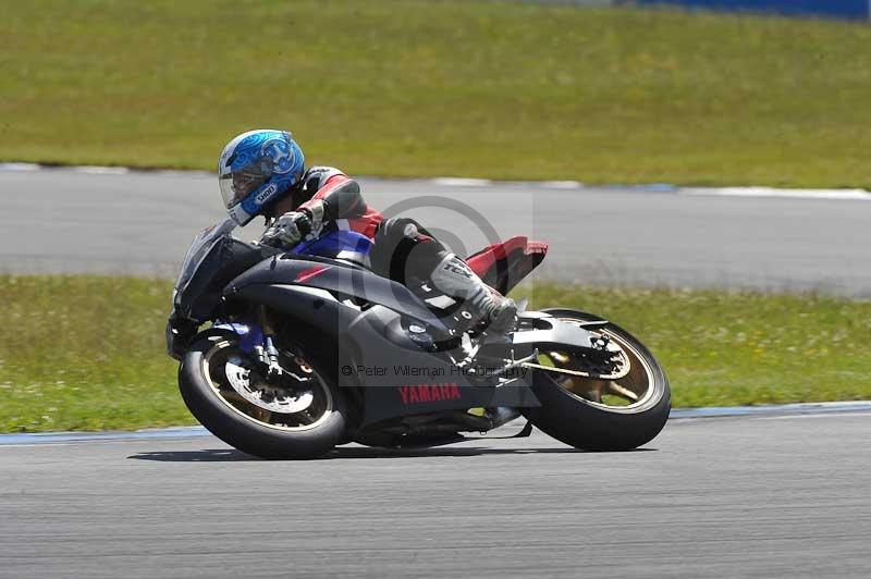 Motorcycle action photographs;donington;donington park leicestershire;donington photographs;event digital images;eventdigitalimages;no limits trackday;peter wileman photography;trackday;trackday digital images;trackday photos