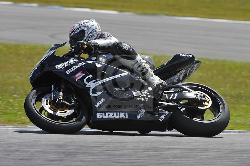 Motorcycle action photographs;donington;donington park leicestershire;donington photographs;event digital images;eventdigitalimages;no limits trackday;peter wileman photography;trackday;trackday digital images;trackday photos