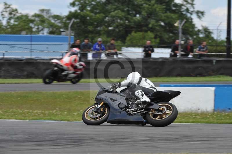 Motorcycle action photographs;donington;donington park leicestershire;donington photographs;event digital images;eventdigitalimages;no limits trackday;peter wileman photography;trackday;trackday digital images;trackday photos