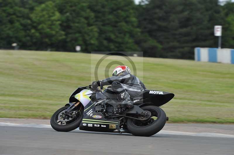 Motorcycle action photographs;donington;donington park leicestershire;donington photographs;event digital images;eventdigitalimages;no limits trackday;peter wileman photography;trackday;trackday digital images;trackday photos