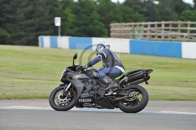 Motorcycle action photographs;donington;donington park leicestershire;donington photographs;event digital images;eventdigitalimages;no limits trackday;peter wileman photography;trackday;trackday digital images;trackday photos