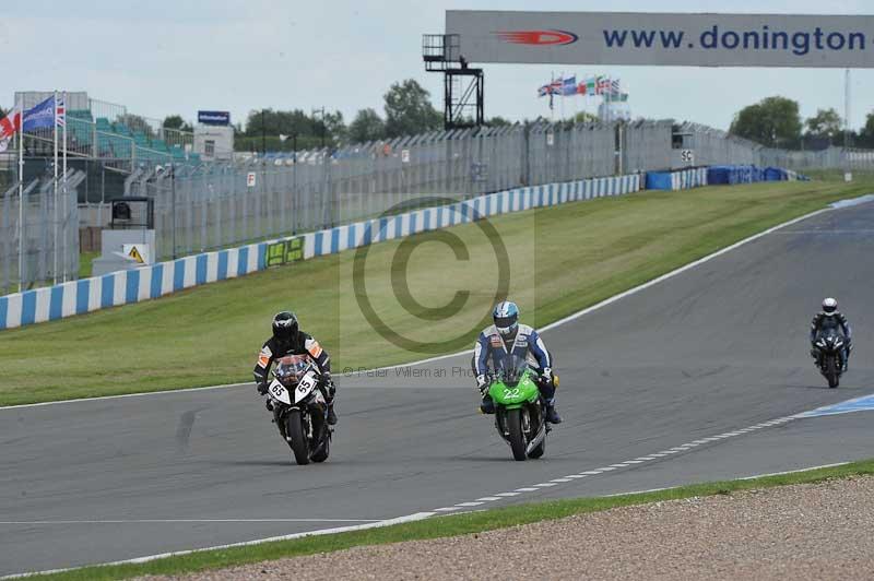 Motorcycle action photographs;donington;donington park leicestershire;donington photographs;event digital images;eventdigitalimages;no limits trackday;peter wileman photography;trackday;trackday digital images;trackday photos
