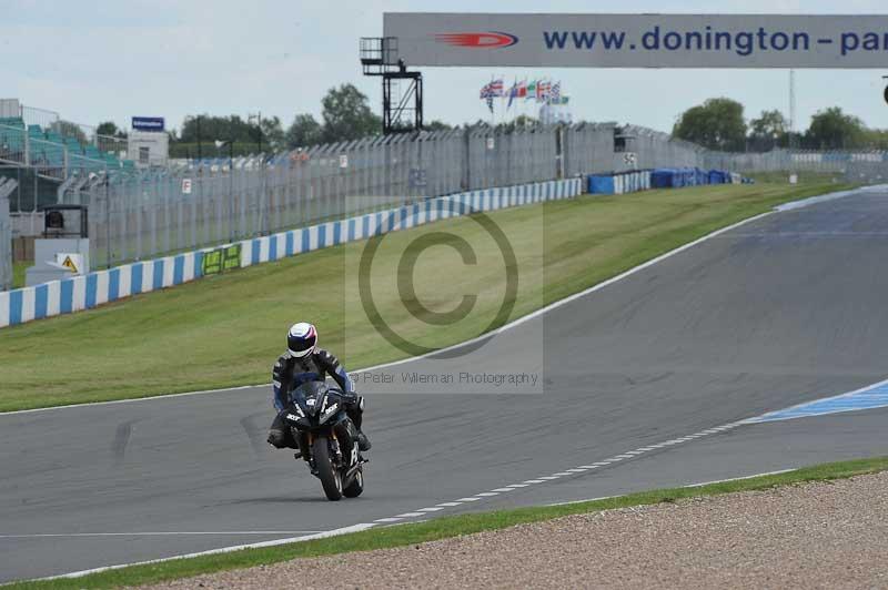 Motorcycle action photographs;donington;donington park leicestershire;donington photographs;event digital images;eventdigitalimages;no limits trackday;peter wileman photography;trackday;trackday digital images;trackday photos