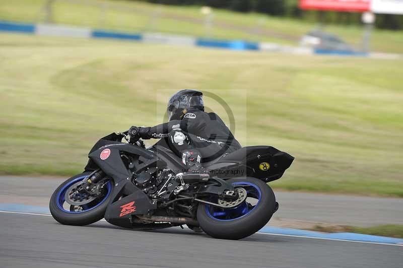 Motorcycle action photographs;donington;donington park leicestershire;donington photographs;event digital images;eventdigitalimages;no limits trackday;peter wileman photography;trackday;trackday digital images;trackday photos