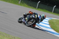 Motorcycle-action-photographs;donington;donington-park-leicestershire;donington-photographs;event-digital-images;eventdigitalimages;no-limits-trackday;peter-wileman-photography;trackday;trackday-digital-images;trackday-photos