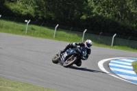 Motorcycle-action-photographs;donington;donington-park-leicestershire;donington-photographs;event-digital-images;eventdigitalimages;no-limits-trackday;peter-wileman-photography;trackday;trackday-digital-images;trackday-photos