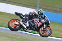 Motorcycle-action-photographs;donington;donington-park-leicestershire;donington-photographs;event-digital-images;eventdigitalimages;no-limits-trackday;peter-wileman-photography;trackday;trackday-digital-images;trackday-photos