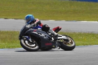 Motorcycle-action-photographs;donington;donington-park-leicestershire;donington-photographs;event-digital-images;eventdigitalimages;no-limits-trackday;peter-wileman-photography;trackday;trackday-digital-images;trackday-photos