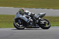 Motorcycle-action-photographs;donington;donington-park-leicestershire;donington-photographs;event-digital-images;eventdigitalimages;no-limits-trackday;peter-wileman-photography;trackday;trackday-digital-images;trackday-photos