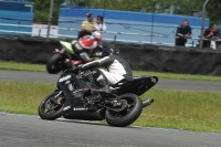 Motorcycle-action-photographs;donington;donington-park-leicestershire;donington-photographs;event-digital-images;eventdigitalimages;no-limits-trackday;peter-wileman-photography;trackday;trackday-digital-images;trackday-photos