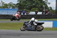 Motorcycle-action-photographs;donington;donington-park-leicestershire;donington-photographs;event-digital-images;eventdigitalimages;no-limits-trackday;peter-wileman-photography;trackday;trackday-digital-images;trackday-photos