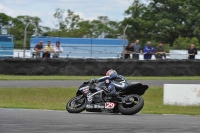 Motorcycle-action-photographs;donington;donington-park-leicestershire;donington-photographs;event-digital-images;eventdigitalimages;no-limits-trackday;peter-wileman-photography;trackday;trackday-digital-images;trackday-photos