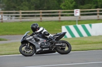 Motorcycle-action-photographs;donington;donington-park-leicestershire;donington-photographs;event-digital-images;eventdigitalimages;no-limits-trackday;peter-wileman-photography;trackday;trackday-digital-images;trackday-photos