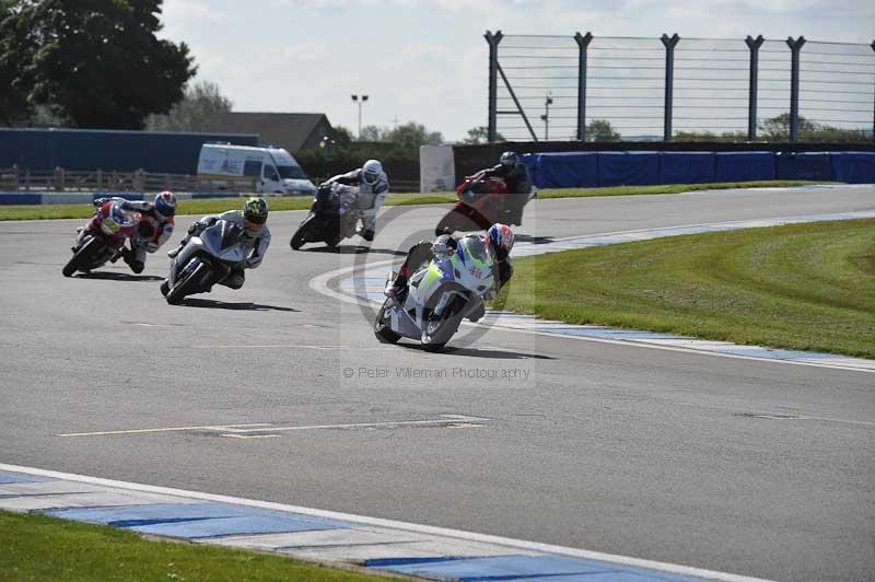 Motorcycle action photographs;donington;donington park leicestershire;donington photographs;event digital images;eventdigitalimages;no limits trackday;peter wileman photography;trackday;trackday digital images;trackday photos