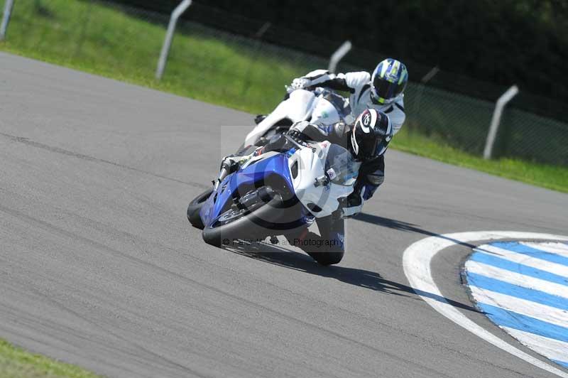 Motorcycle action photographs;donington;donington park leicestershire;donington photographs;event digital images;eventdigitalimages;no limits trackday;peter wileman photography;trackday;trackday digital images;trackday photos