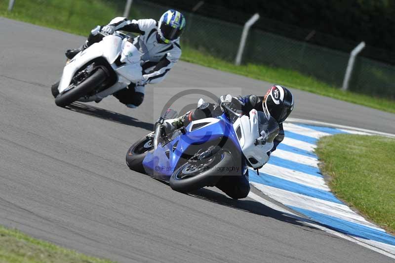 Motorcycle action photographs;donington;donington park leicestershire;donington photographs;event digital images;eventdigitalimages;no limits trackday;peter wileman photography;trackday;trackday digital images;trackday photos