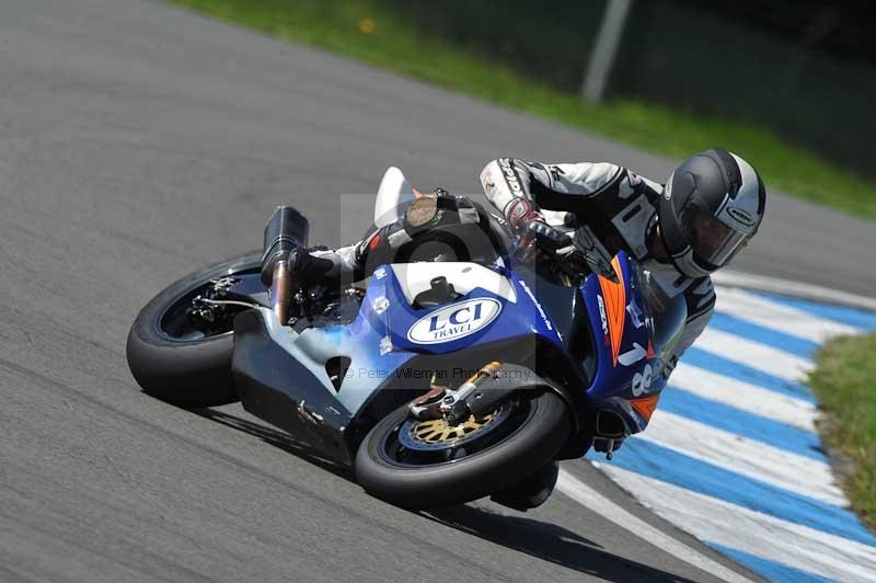 Motorcycle action photographs;donington;donington park leicestershire;donington photographs;event digital images;eventdigitalimages;no limits trackday;peter wileman photography;trackday;trackday digital images;trackday photos