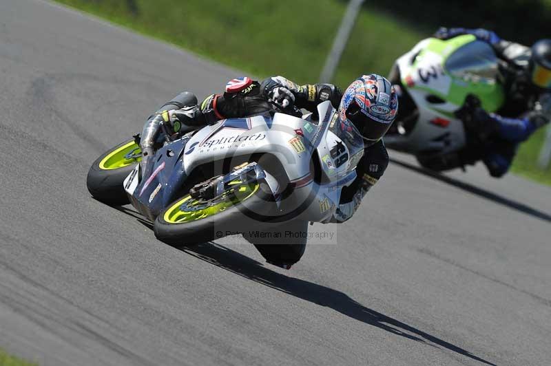 Motorcycle action photographs;donington;donington park leicestershire;donington photographs;event digital images;eventdigitalimages;no limits trackday;peter wileman photography;trackday;trackday digital images;trackday photos